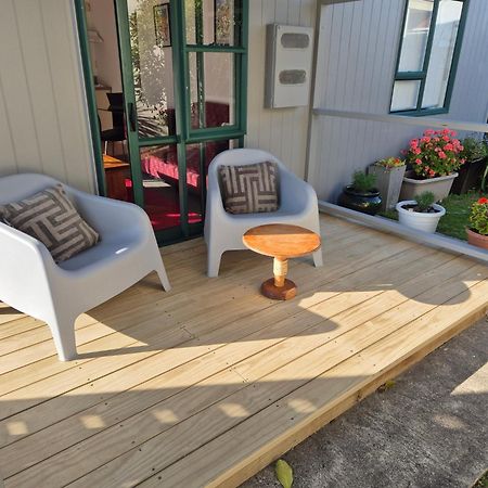 Blue Marlin Apartments Whitianga Bagian luar foto