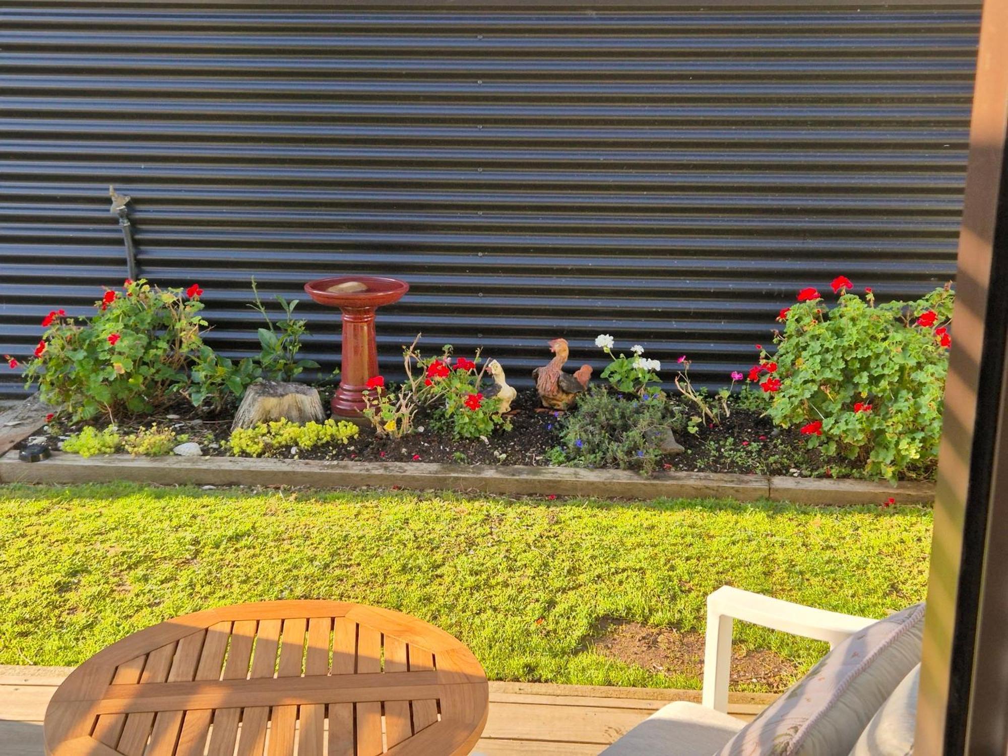 Blue Marlin Apartments Whitianga Bagian luar foto